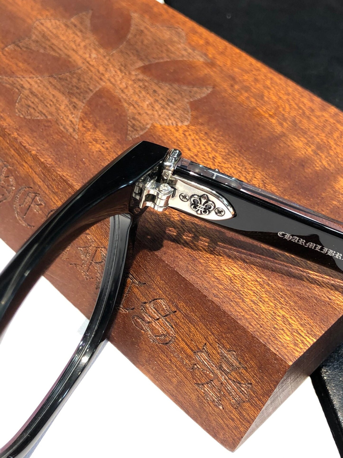 Chrome Hearts Aviaotor Black & Gold frames