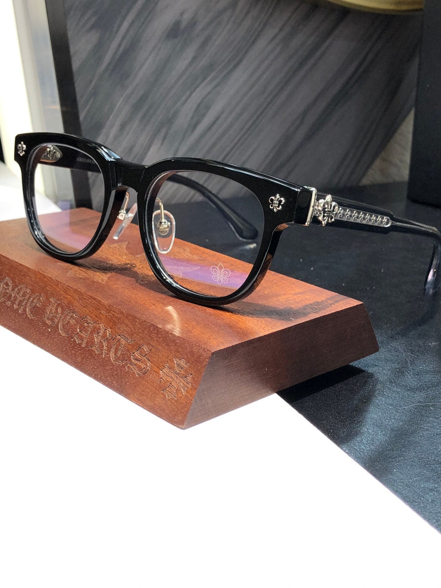 Chrome Hearts Aviaotor Black & Gold frames